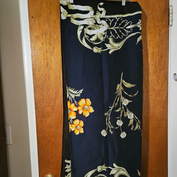 Target Womens Dainty Floral Tile Print Cheeky One piece swim plus matching saron - Picture 5 of 6